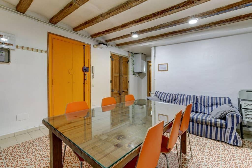 7 Pax Montserrat Ramblas Barcelona Exterior foto